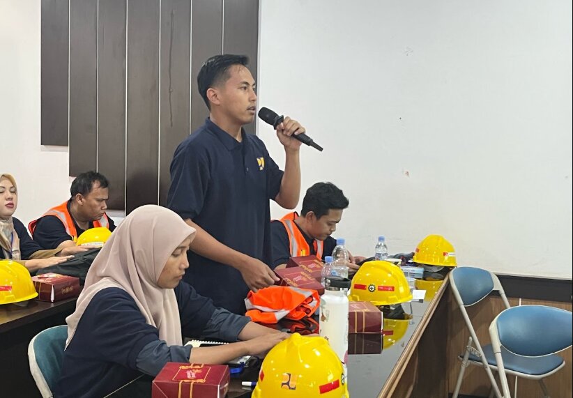 Peserta Diklat DPUPR Garut mengikuti pelatihan perpipaan